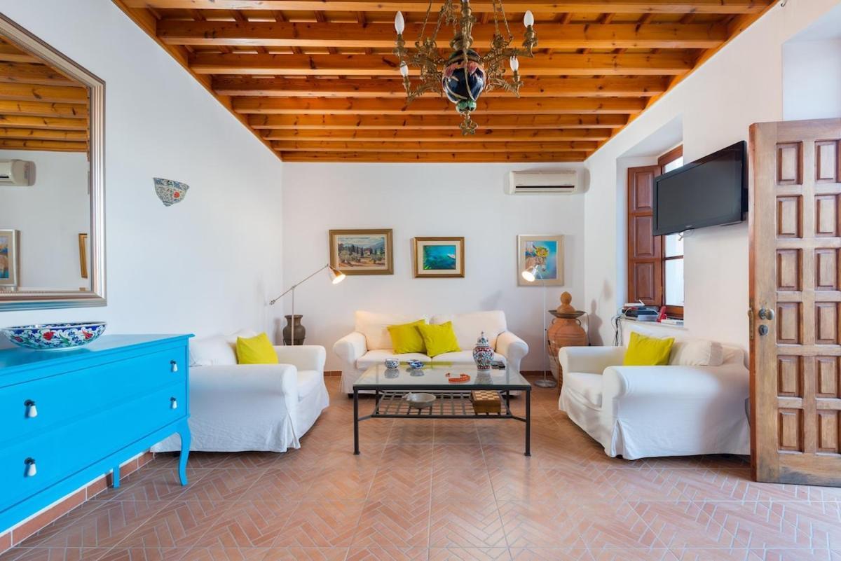 Villa Lindos Exterior photo