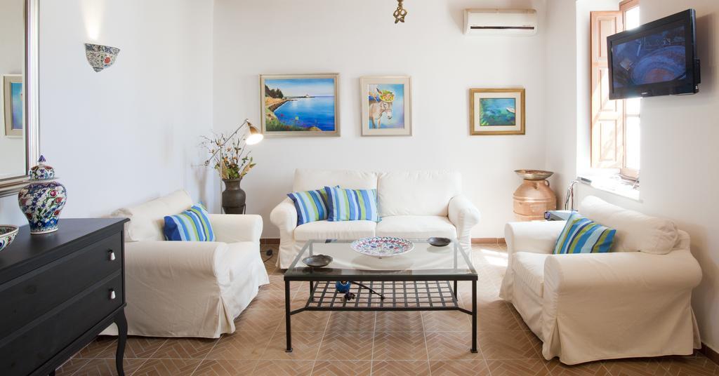 Villa Lindos Exterior photo